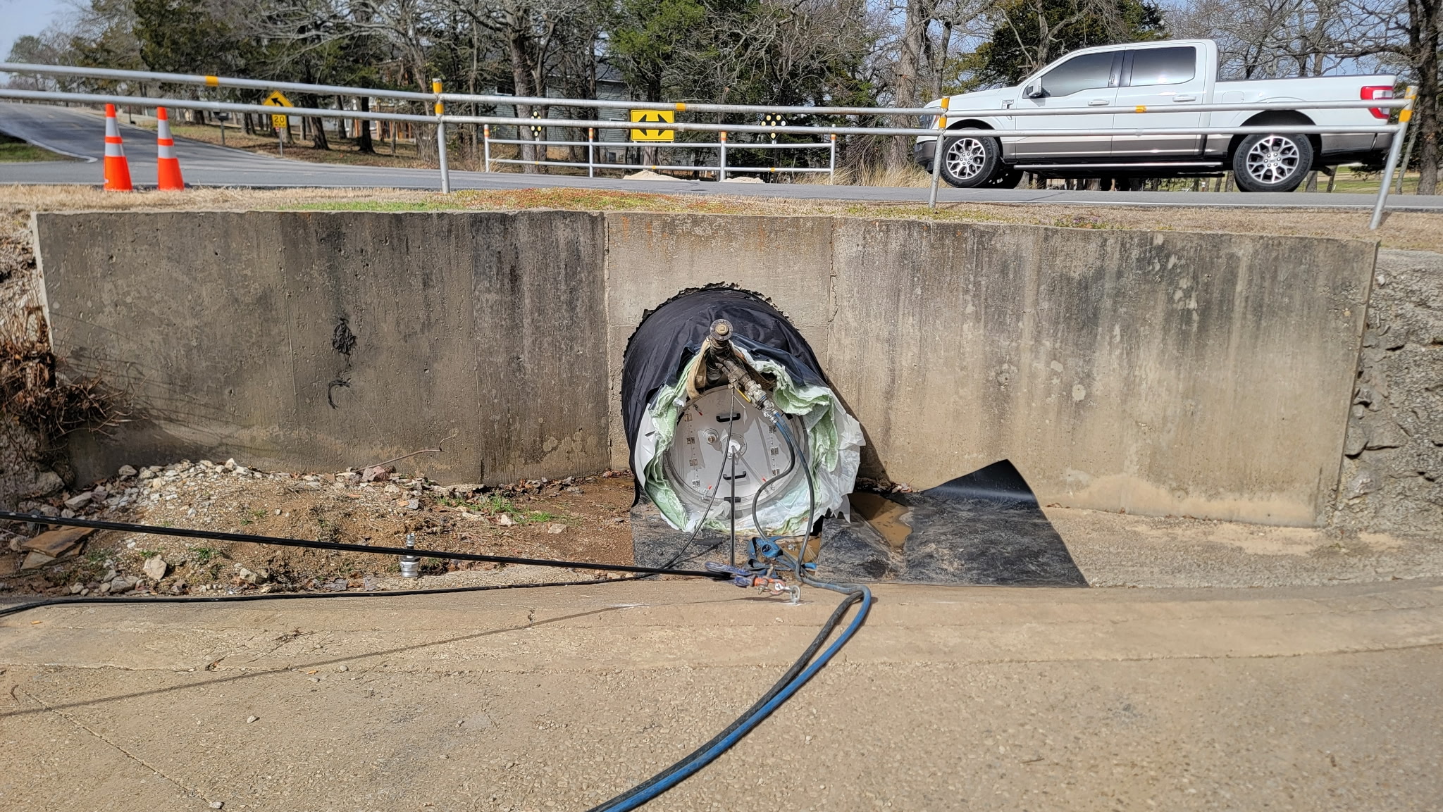 trenchless pipe repair traffic impact